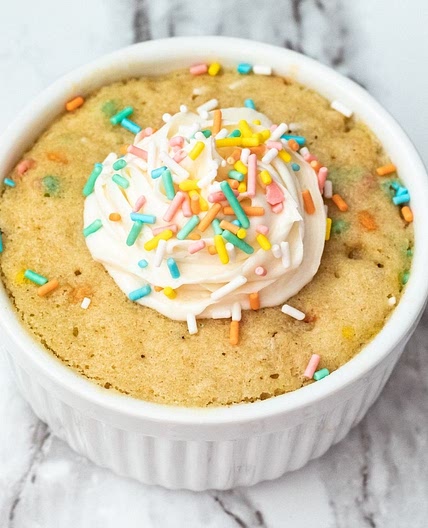 5-Minute Rainbow Birthday Mug Cake