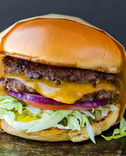 Smash Burger Recipe with Easy Sauce