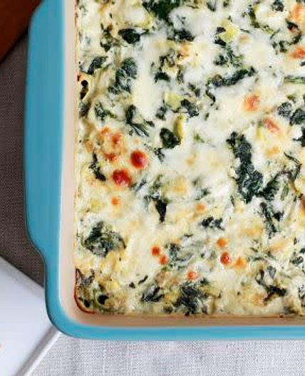 COPYCAT APPLEBEE'S HOT ARTICHOKE AND SPINACH DIP