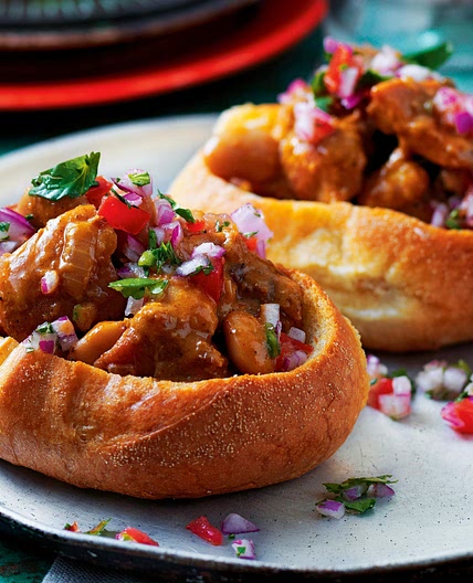 Bunny chow (chicken curry rolls)