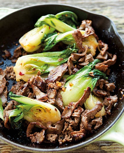 Stir-Fried Beef and Bok Choy with Ginger