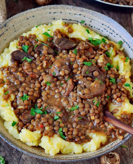 Lentil Stew with Mashed Potatoes 