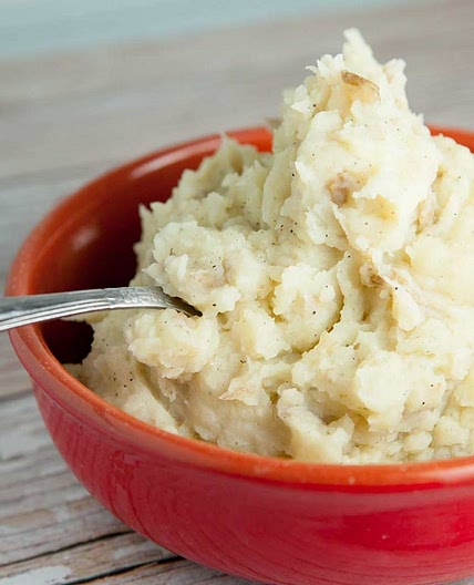 Creamy Garlic Dairy Free Mashed Potatoes
