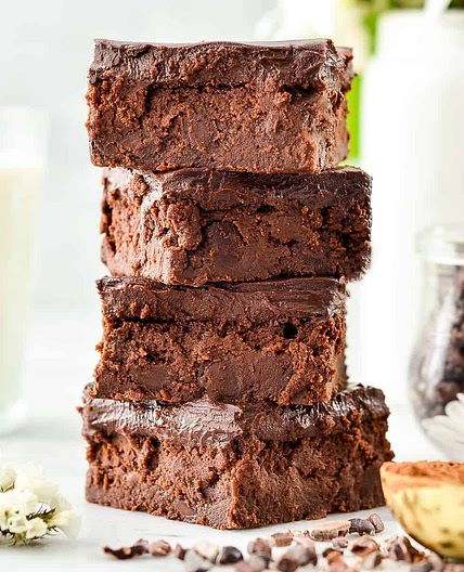 Healthy Greek Yogurt Brownies