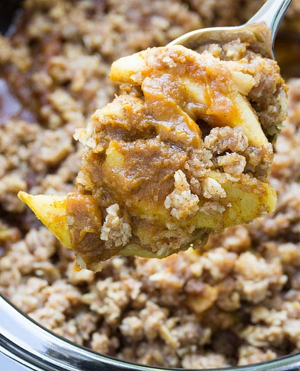 Slow Cooker Pumpkin Apple Crisp