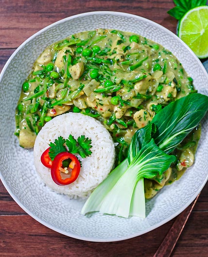 Classic Thai Green Curry by Pureety