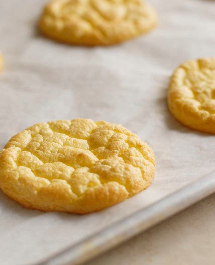 CLOUD BREAD 3-INGREDIENT RECIPE