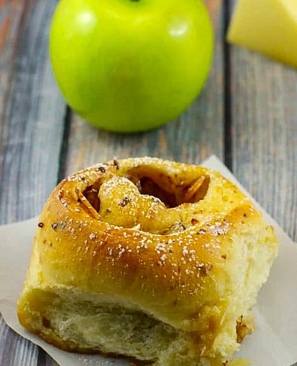 📋 Bread Machine Gruyère Apple Pie Cinnamon Bun Recipe