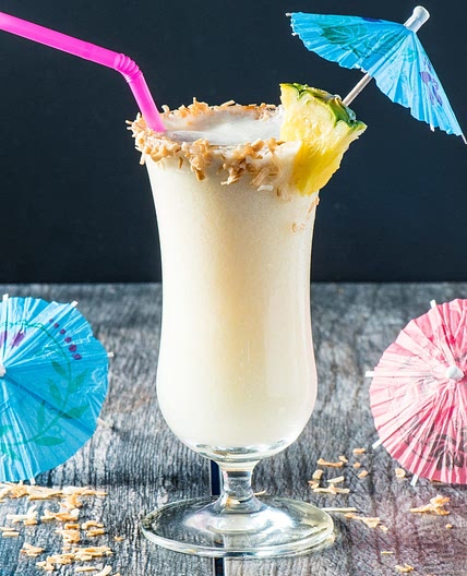 Low Carb Piña Colada
