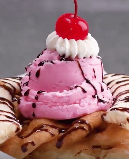 Banana Split Loaded Funnel Cake