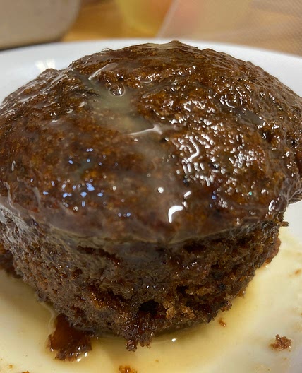 Sticky toffee pudding 