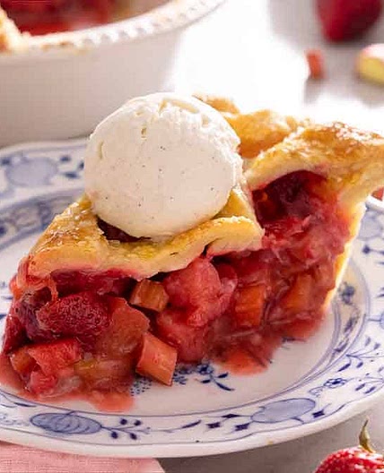 Strawberry Rhubarb Pie