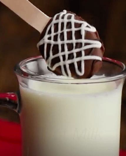 Hot Chocolate on a Spoon