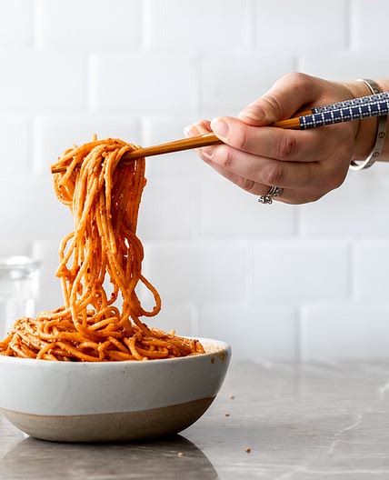 Creamy Gochujang Noodles
