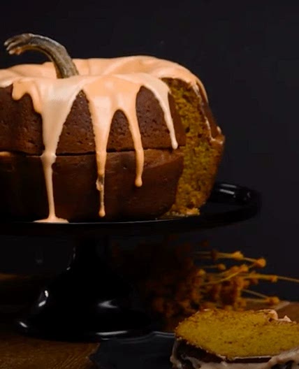 Pumpkin Bundt Cake