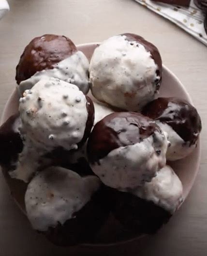 Ice Cream Bombs