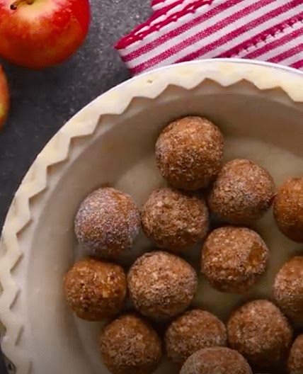 Apple Pie Energy Bites