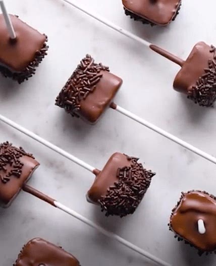 Peanut Butter Cookie Pop