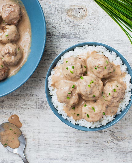 Slow Cooker Meatballs in Mushroom Sauce