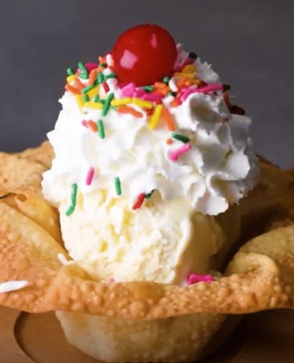 Wonton Ice Cream Bowls