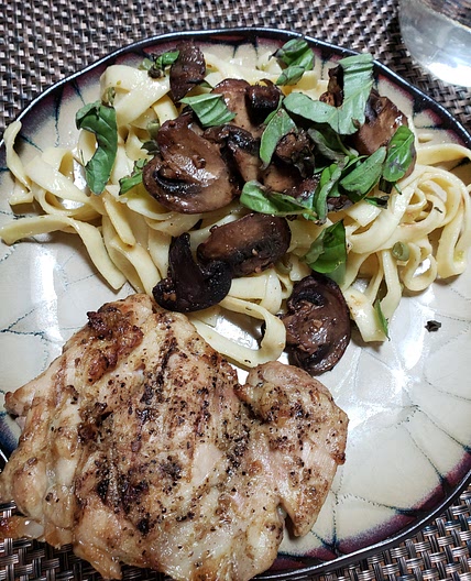 Butter Noodles with Green Beans