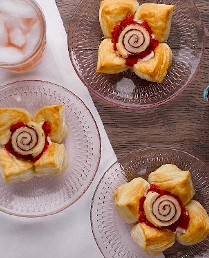 Raspberry Cream Cheese Flower Pastry