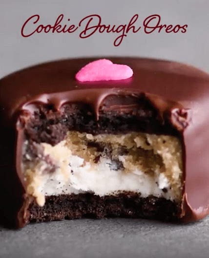 Cookie Dough Oreos