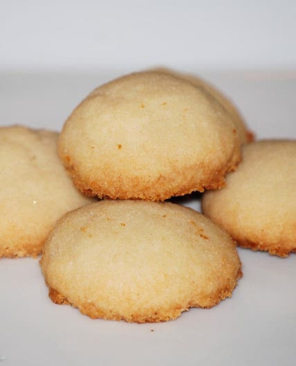 Polvorones: Puerto Rican Shortbread Cookies