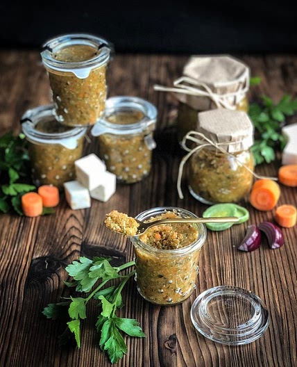 SELBSTGEMACHTE GEMÜSEBOUILLON - DAS PERFEKTE GESCHENK FÜR ALLE FOODIES!