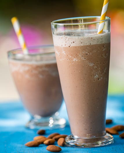 Chocolate Almond Banana Smoothie