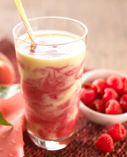 Peach Raspberry Swirl Smoothie