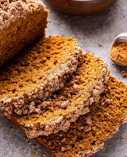 Vegan Pumpkin Streusel Bread