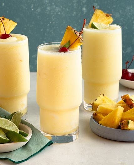 Frozen Pineapple Daiquiris