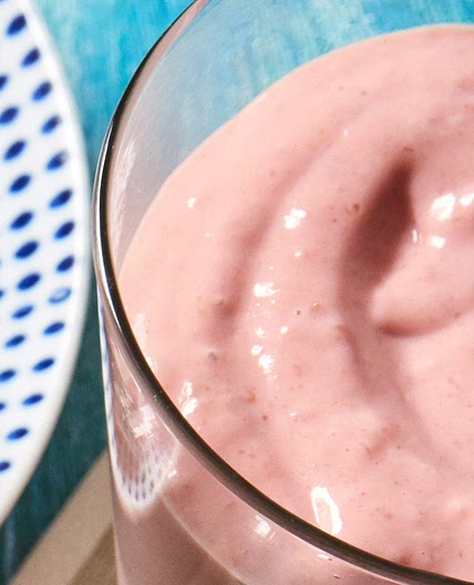 Raspberry-Kefir Power Smoothie