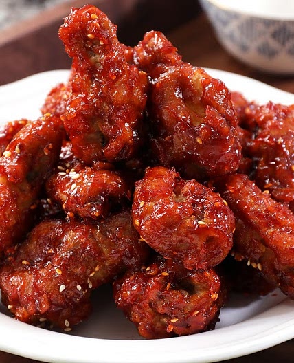Sweet, sour, & spicy Korean fried chicken (Yangnyeom-tongdak)