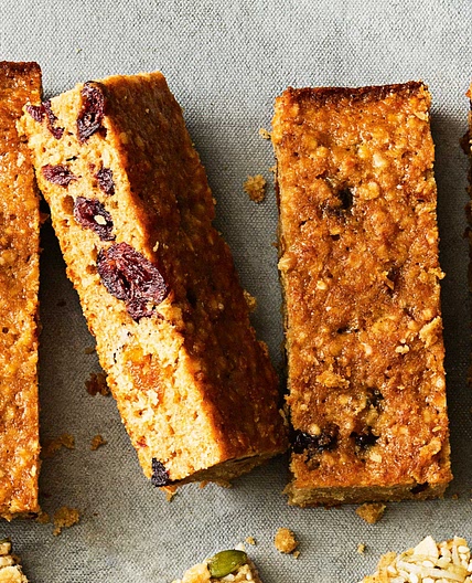 Cranberry and lemon quinoa bars