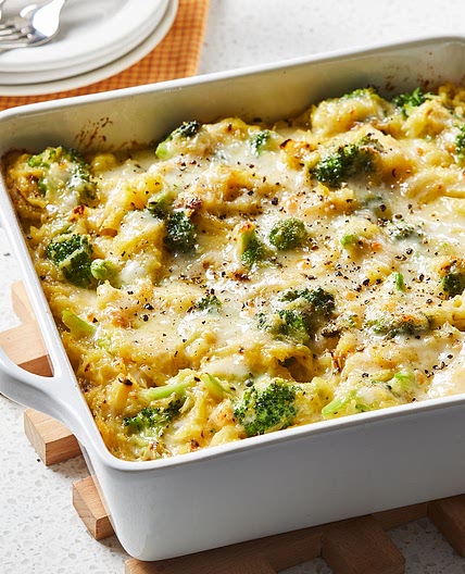 Broccoli-Cheddar Spaghetti Squash Casserole