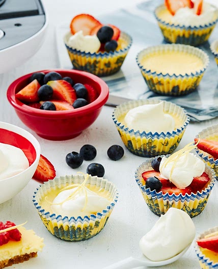 Pie maker mini baked lemon cheesecakes