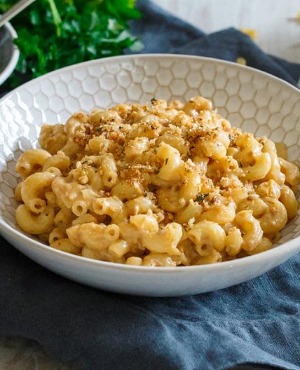 Vegan Mac and Cheese with Nutritional Yeast