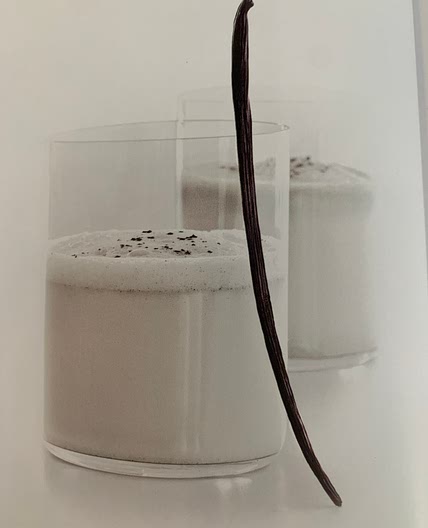 Hemp seed milk 