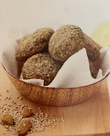 Raw vegan falafels