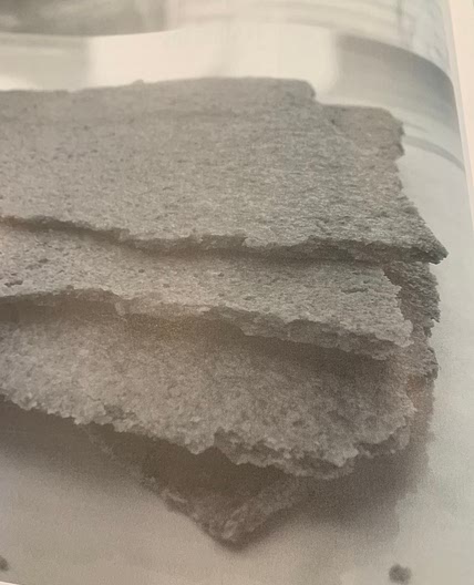 Raw vegan rye flatbread 