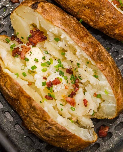 Air Fryer Baked Potatoes