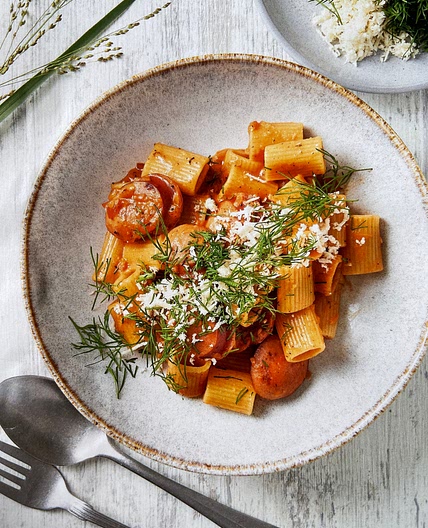 Creamy pasta with turkey sausage ragu and horseradish
