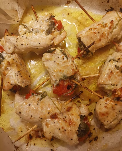 involtini di pollo con stracchino, pomodorini, rucola e menta
