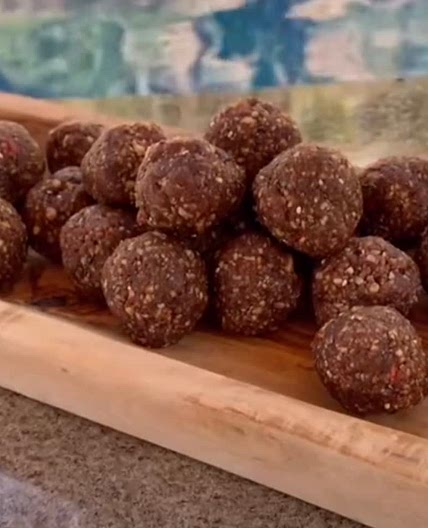 Raw vegan energy balls