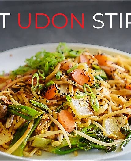 FAST VEGAN UDON STIR FRY RECIPE | EASY JAPANESE STYLE NOODLES