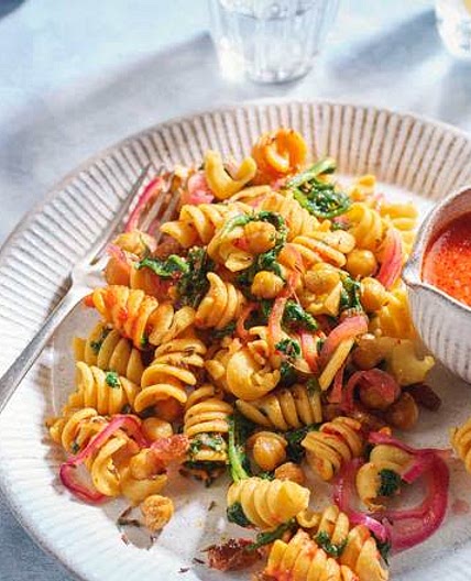 Easy veg loaded chickpea pasta