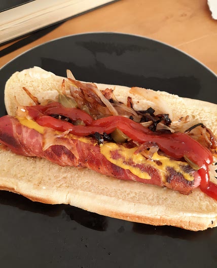 Hot dogs estilo carrito