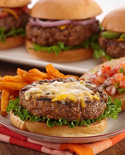 Easy Chipotle Cheeseburgers